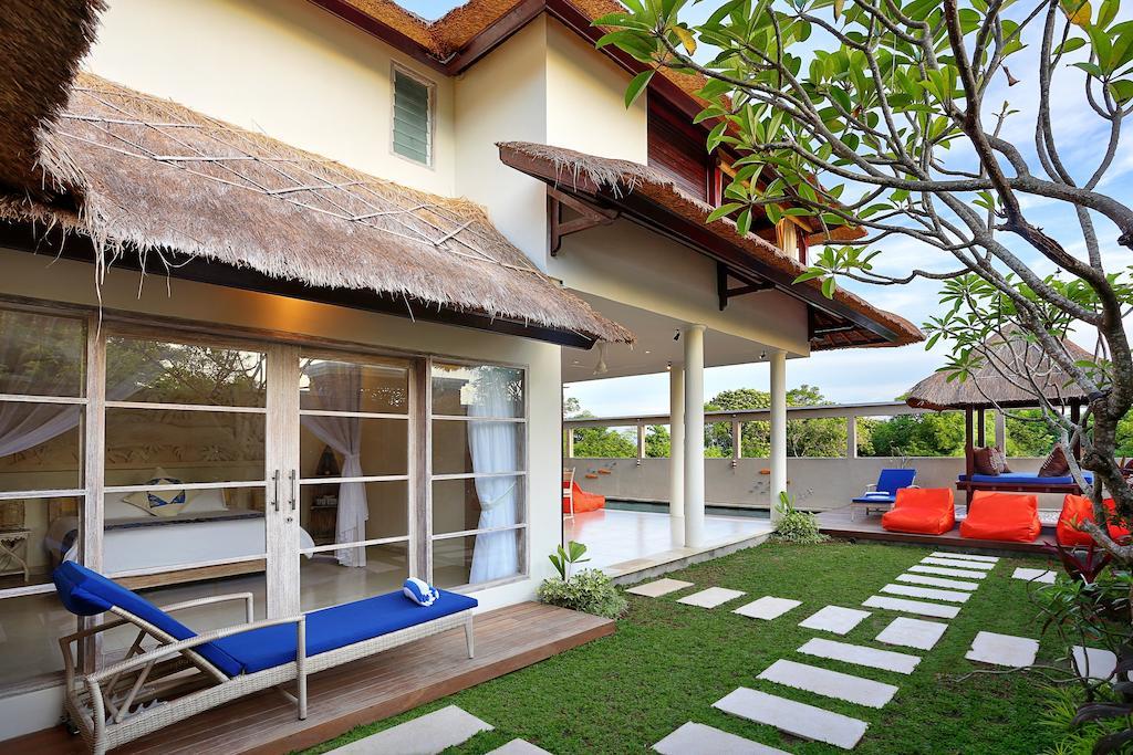 Villa Bukit Nusa Lembongan Exterior photo
